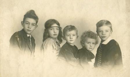 Co-Angela-Kik-Pim-Gerard ca. 1921